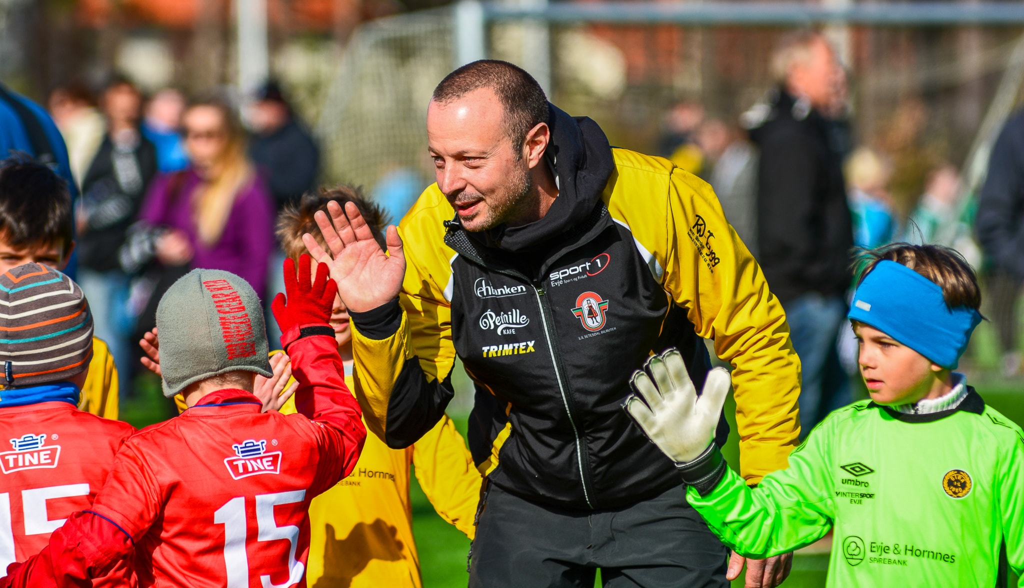 Jenter og gutter f. 2011 trener tirsdag kl. 17-18 fra 23. april!